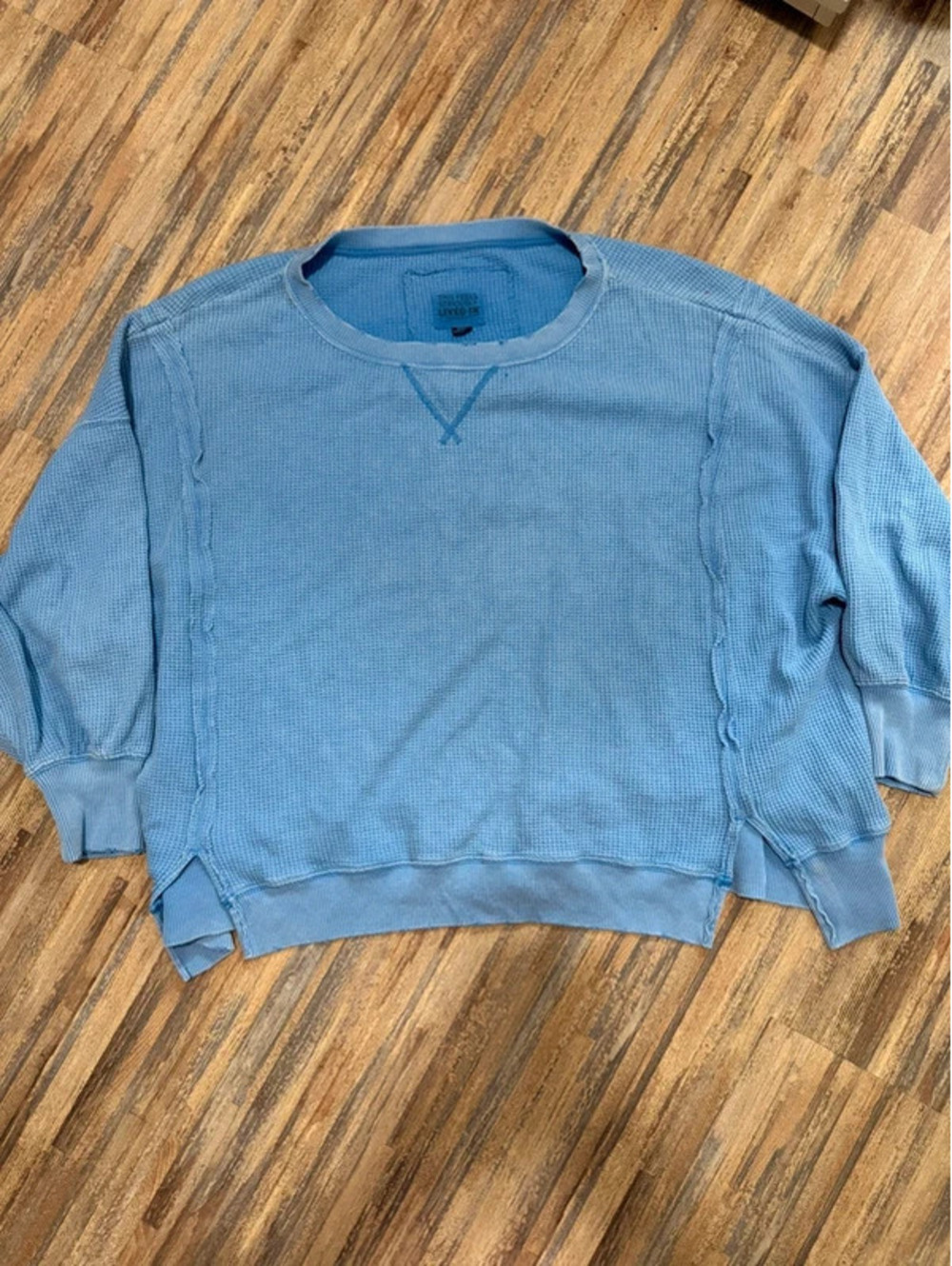 American Eagle oversized long sleeve size medium